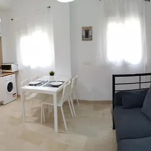  Apartamento New Studio And Parking Lemus España